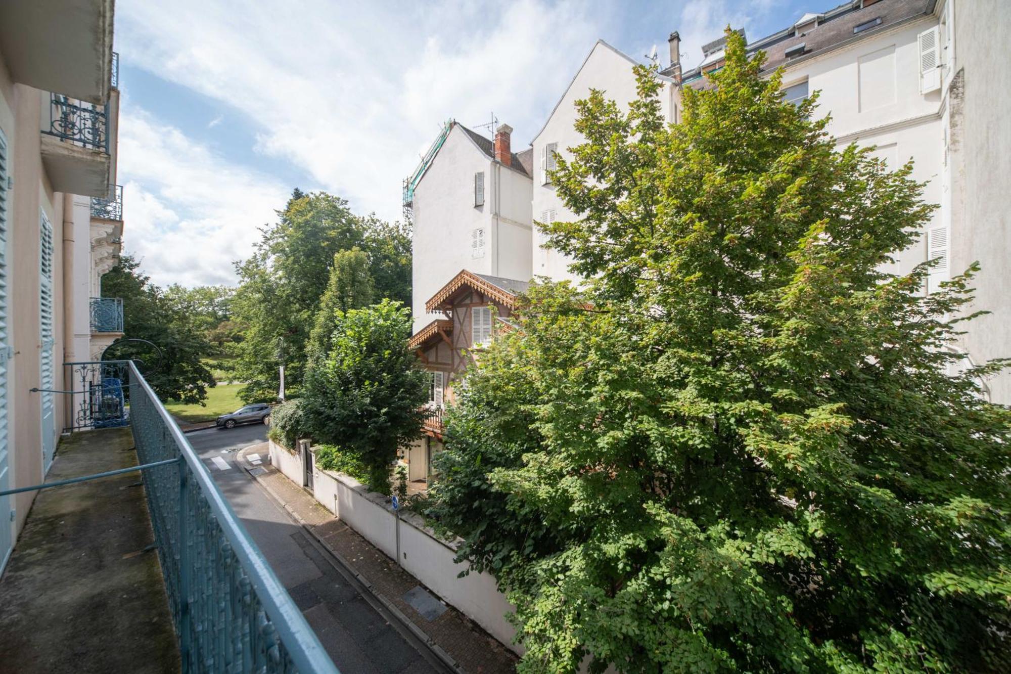Residence Serbie - Appartements Design Et Climatises En Centre Ville Vichy Zewnętrze zdjęcie