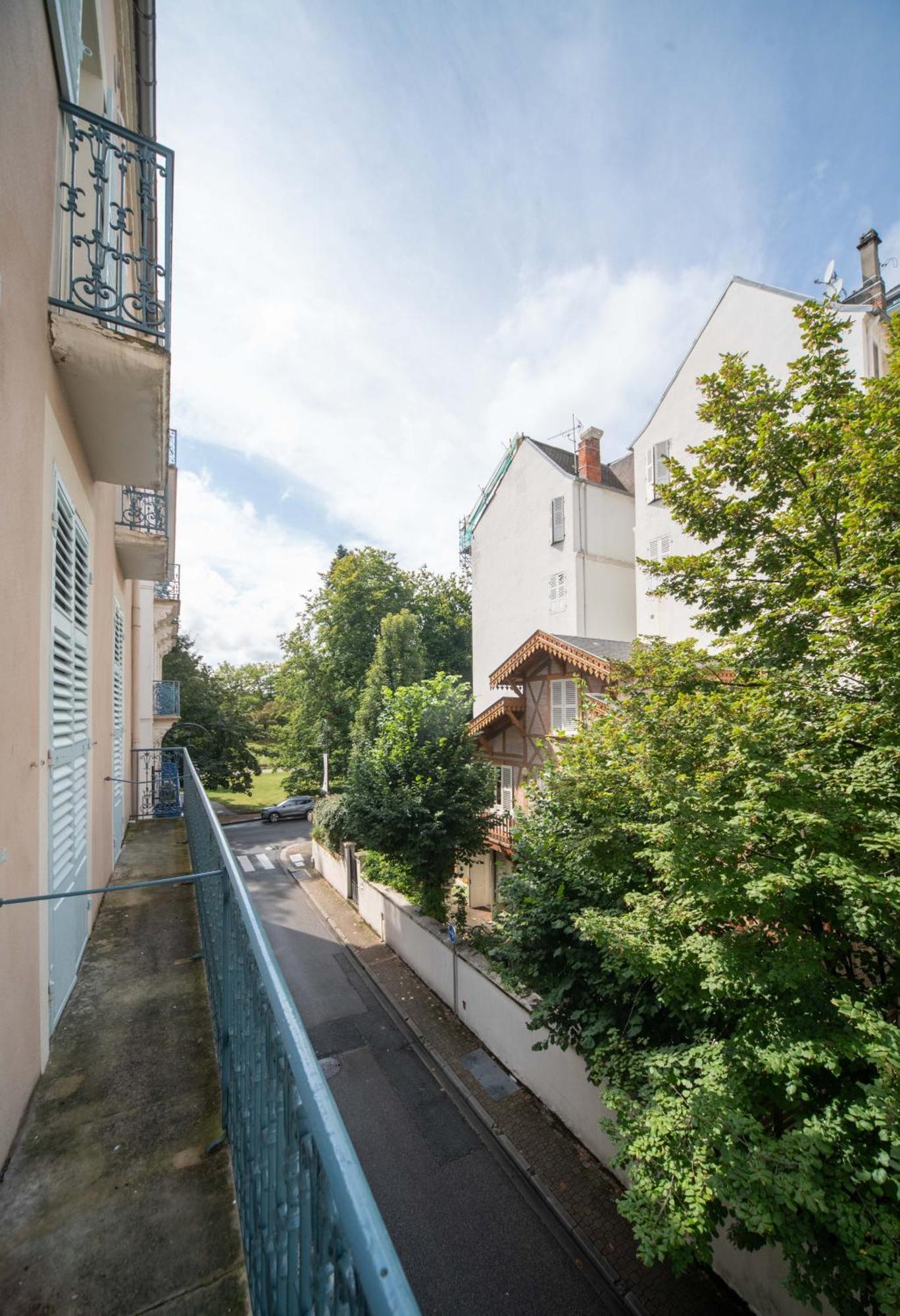 Residence Serbie - Appartements Design Et Climatises En Centre Ville Vichy Zewnętrze zdjęcie